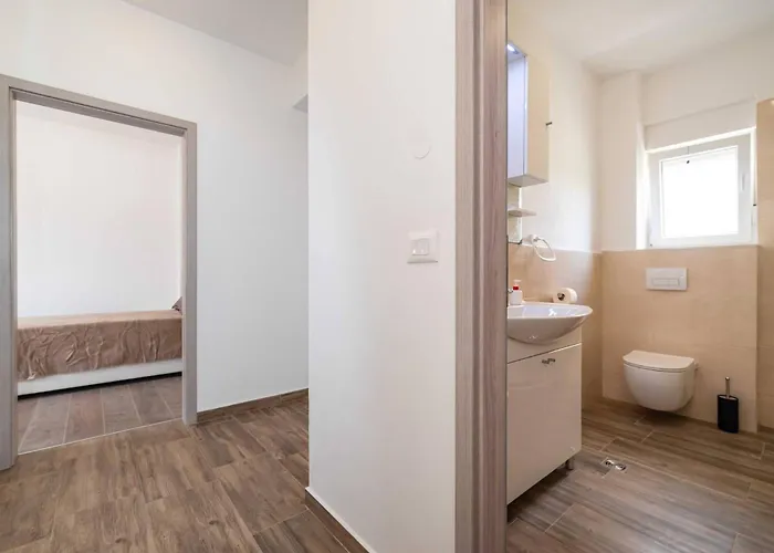 My Dalmatia - Blagdan One With Private Parking *