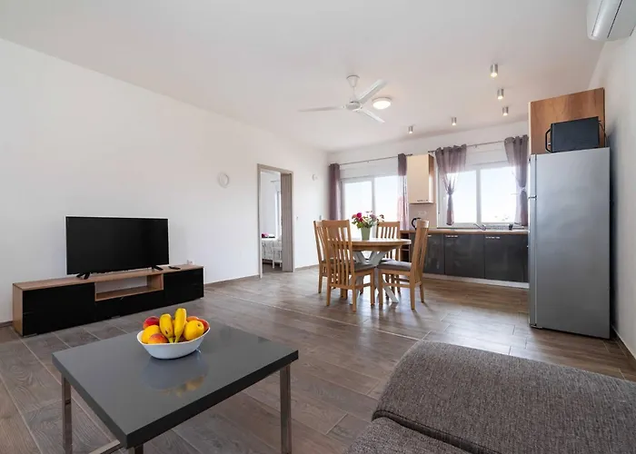 My Dalmatia - Blagdan One With Private Parking *