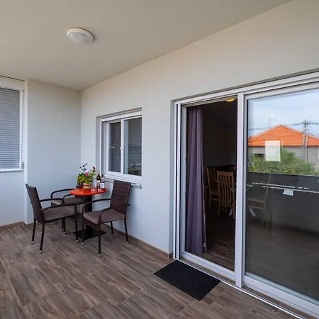 My Dalmatia - Blagdan One With Private Parking Appartamento